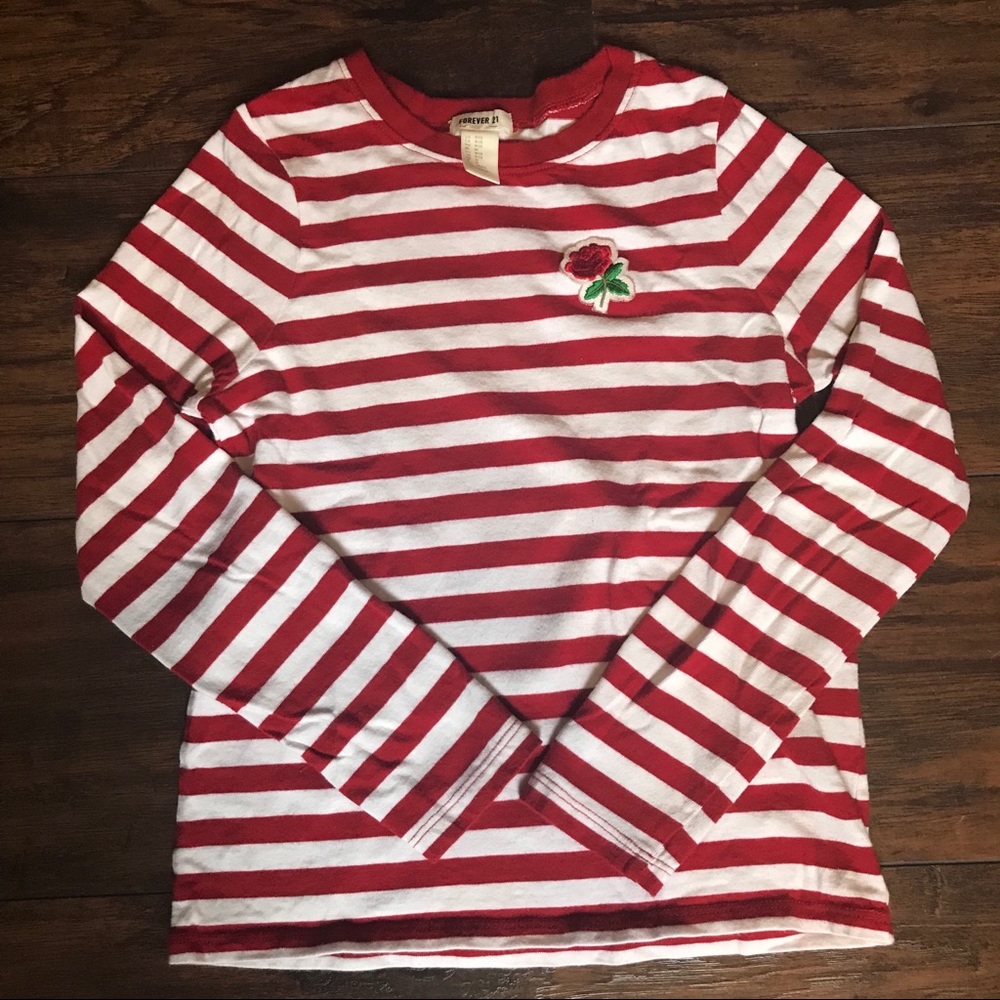 Forever 21 Rose Embroidered Long Sleeve Tee 🌹